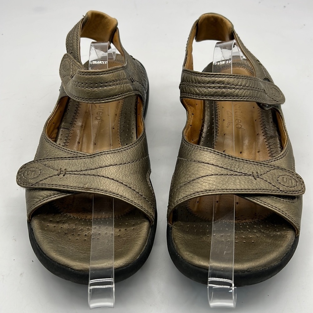 Clarks Unstructured Gold Leather Sandals size 9